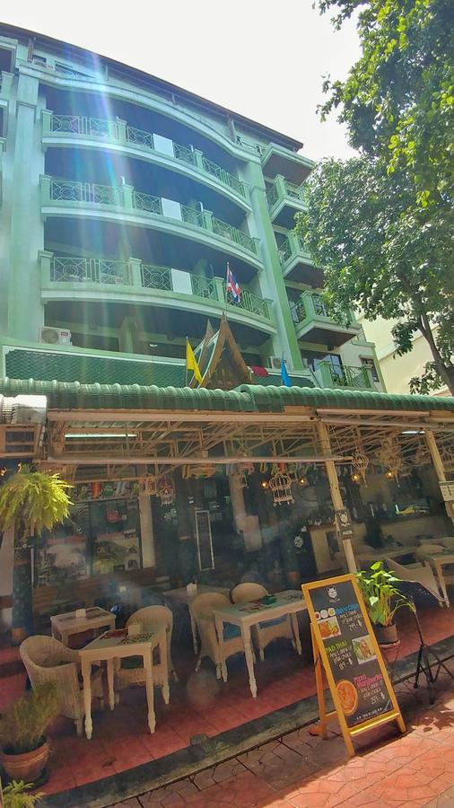 Four Sons Village Bangkok Eksteriør bilde